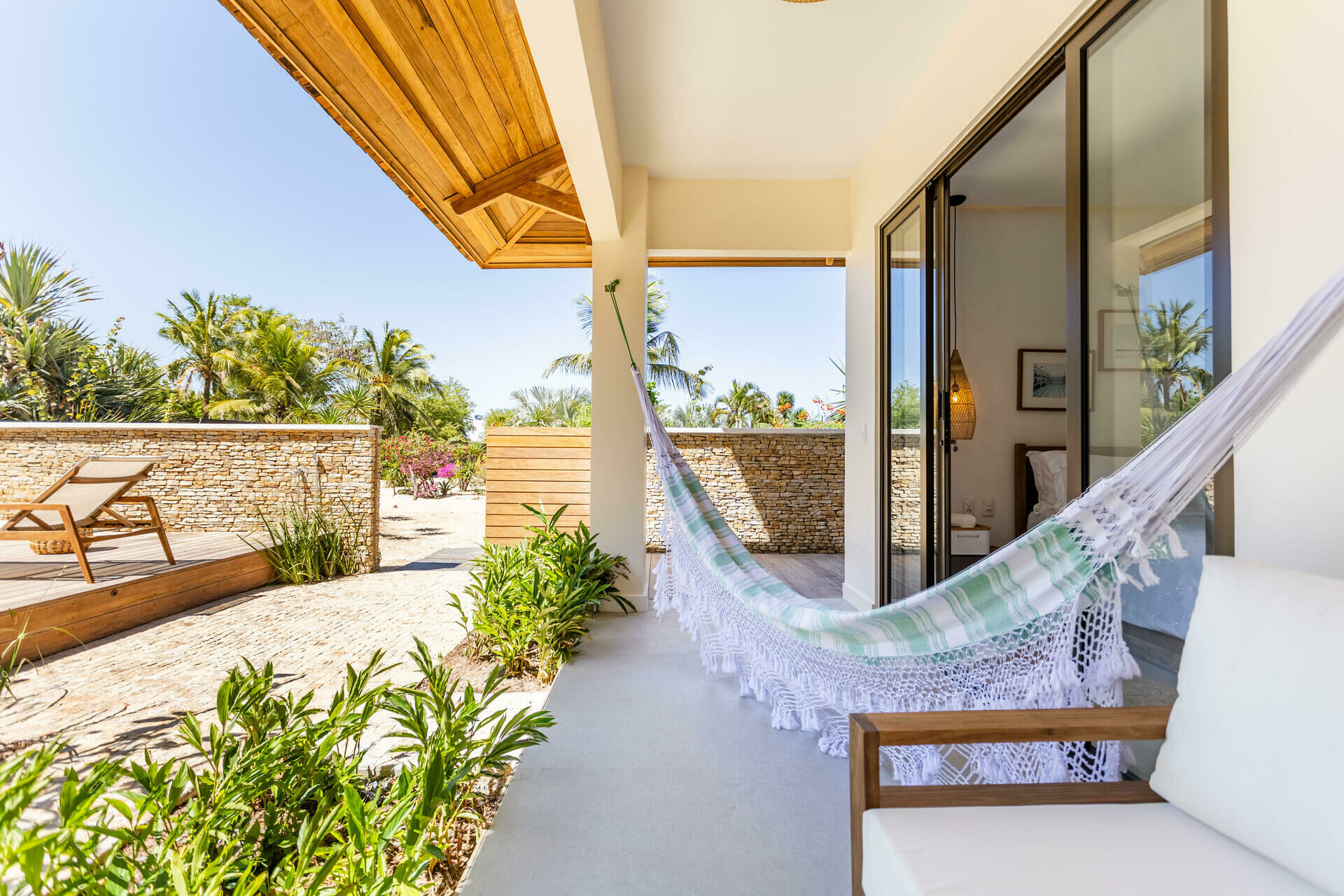 Villa Florens   Quarto Térreo 02 -  Foto Thiago Faquineli-3